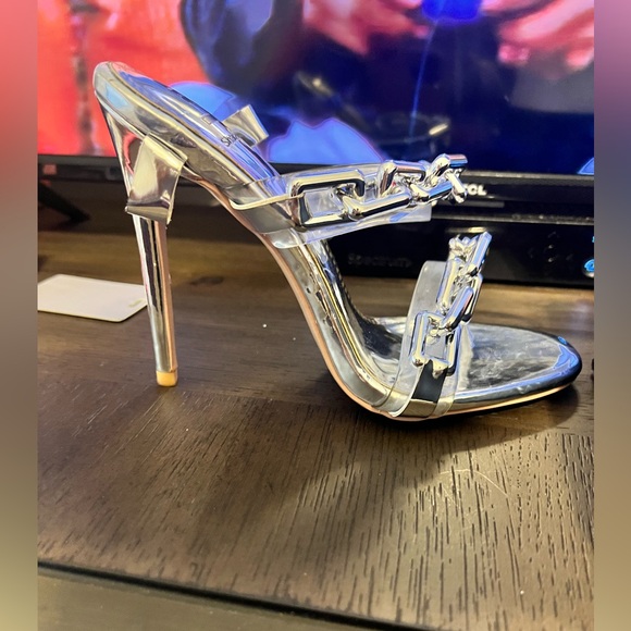 Silver Chain link up heel - Picture 1 of 8